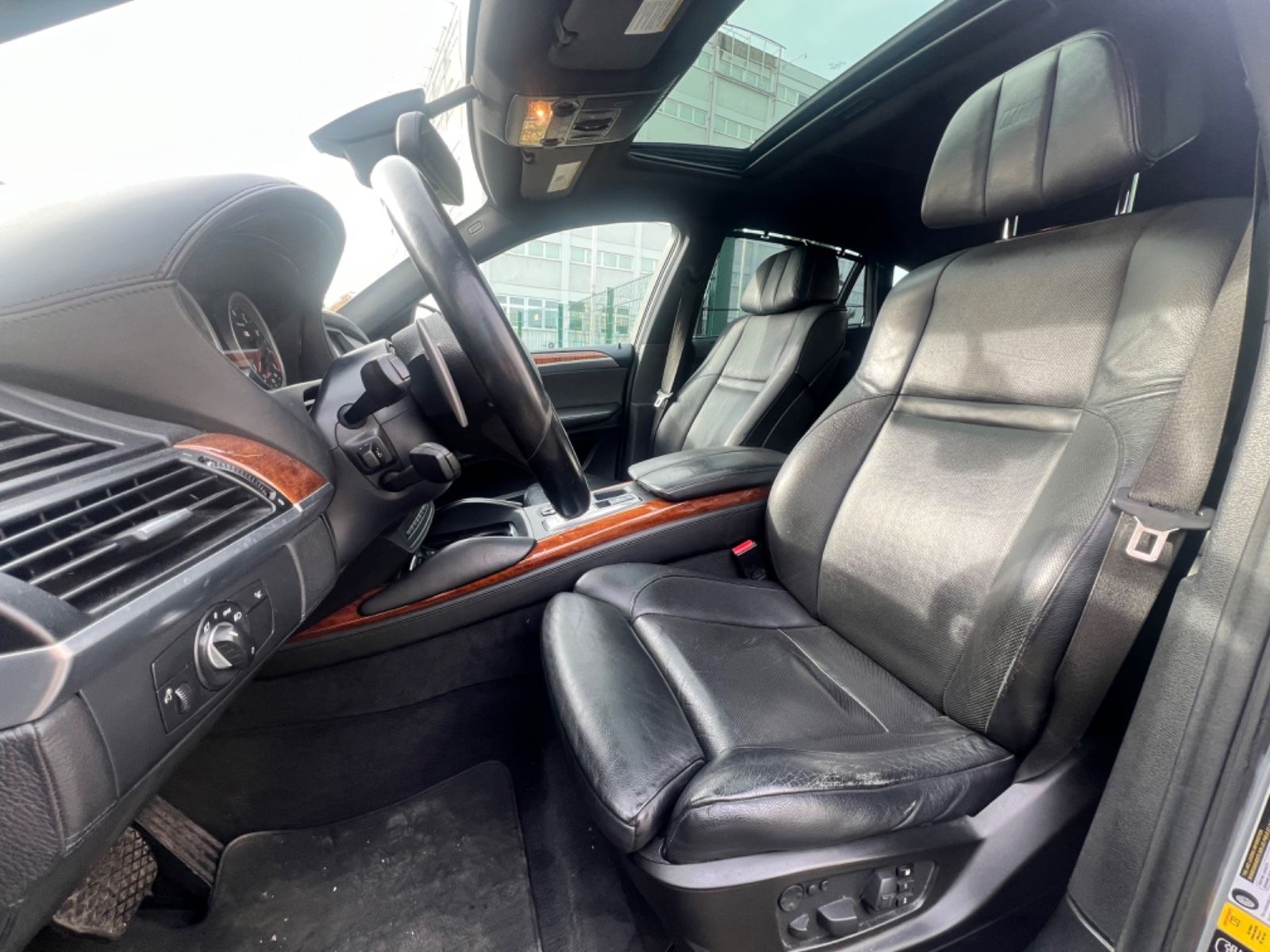 BMW X6 M Performance Edition Exclusive foto 9