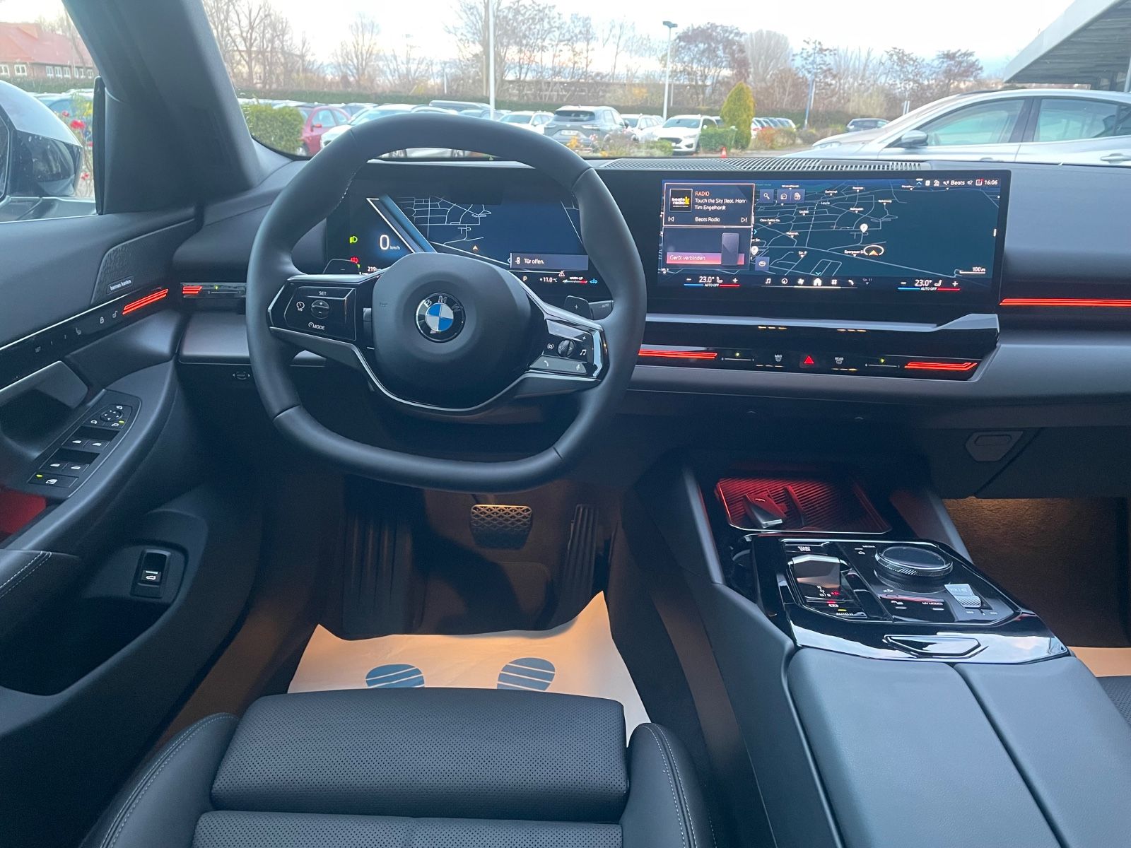BMW 520 Kombi Auto TDi197 Navi/LED/Leder/LMF/Tempo foto 2