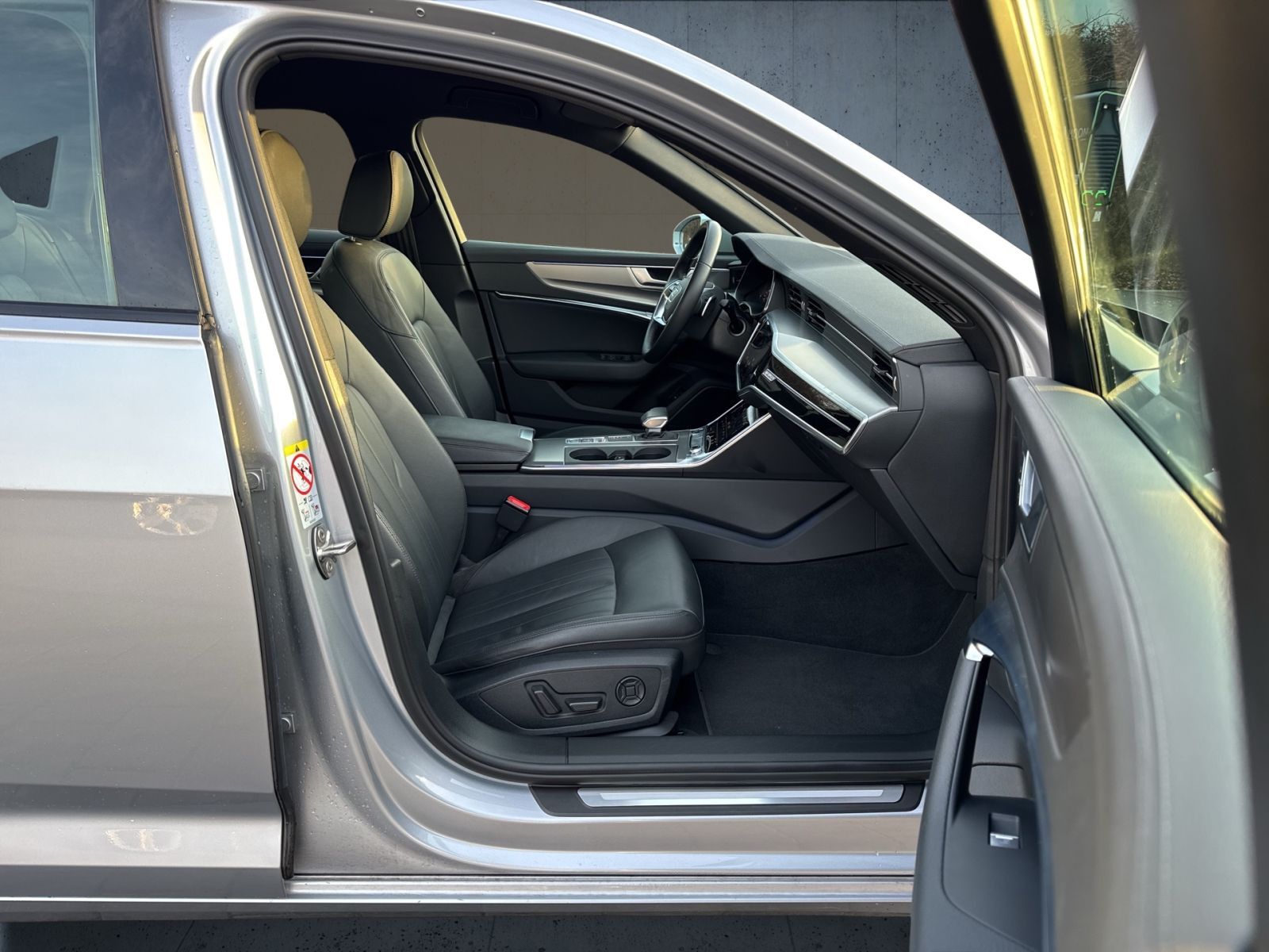 Audi A6 Limousine design 45 TFSI qu Nav/Kam/ASI/ACC/B foto 15