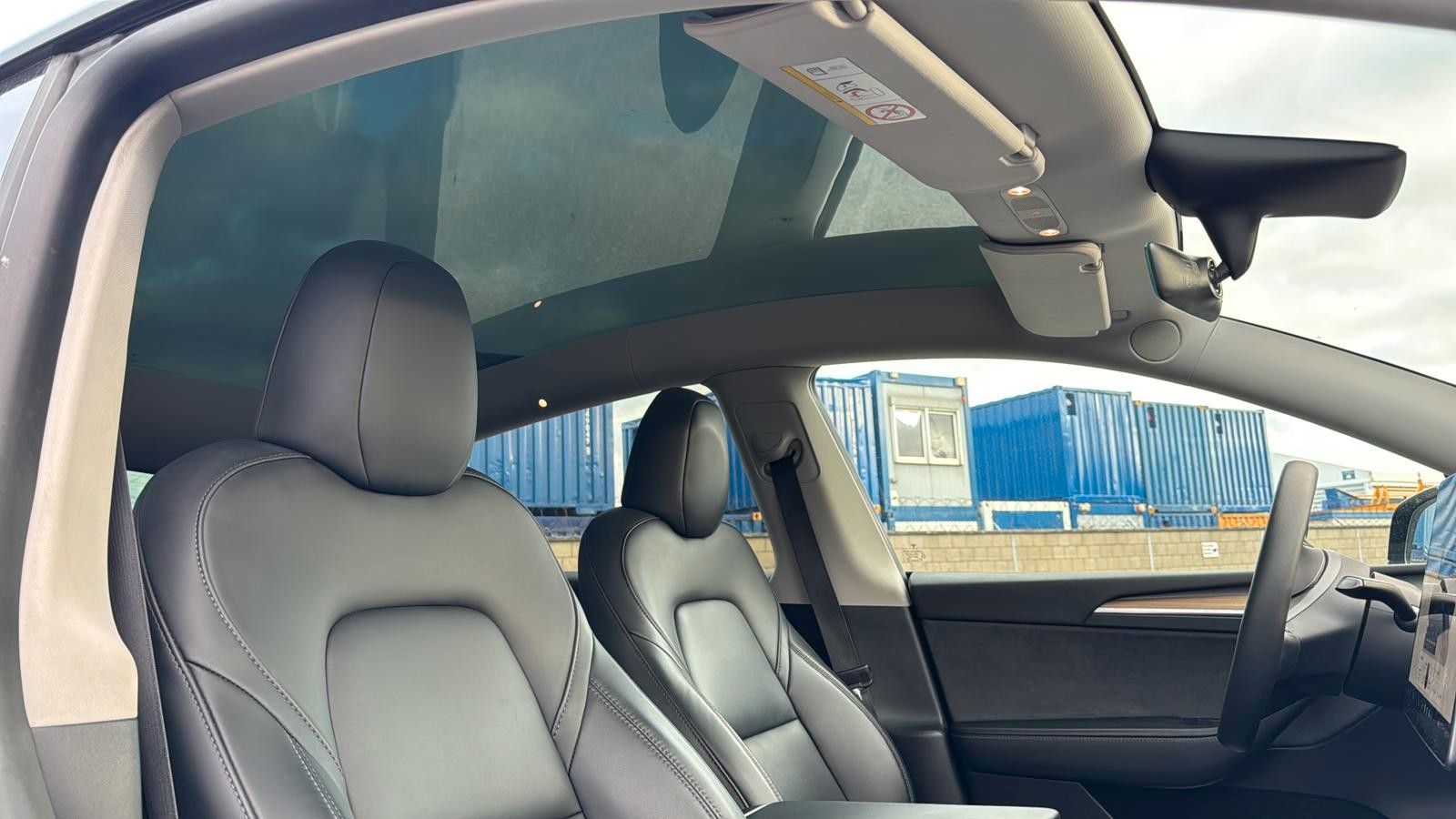 Tesla Model Y Long Range Dual AWD foto 5