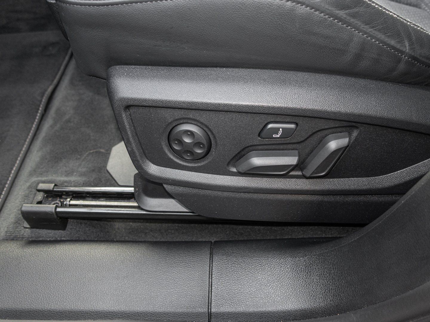 Audi SQ5 3.0 TDI quattro tiptronic foto 16