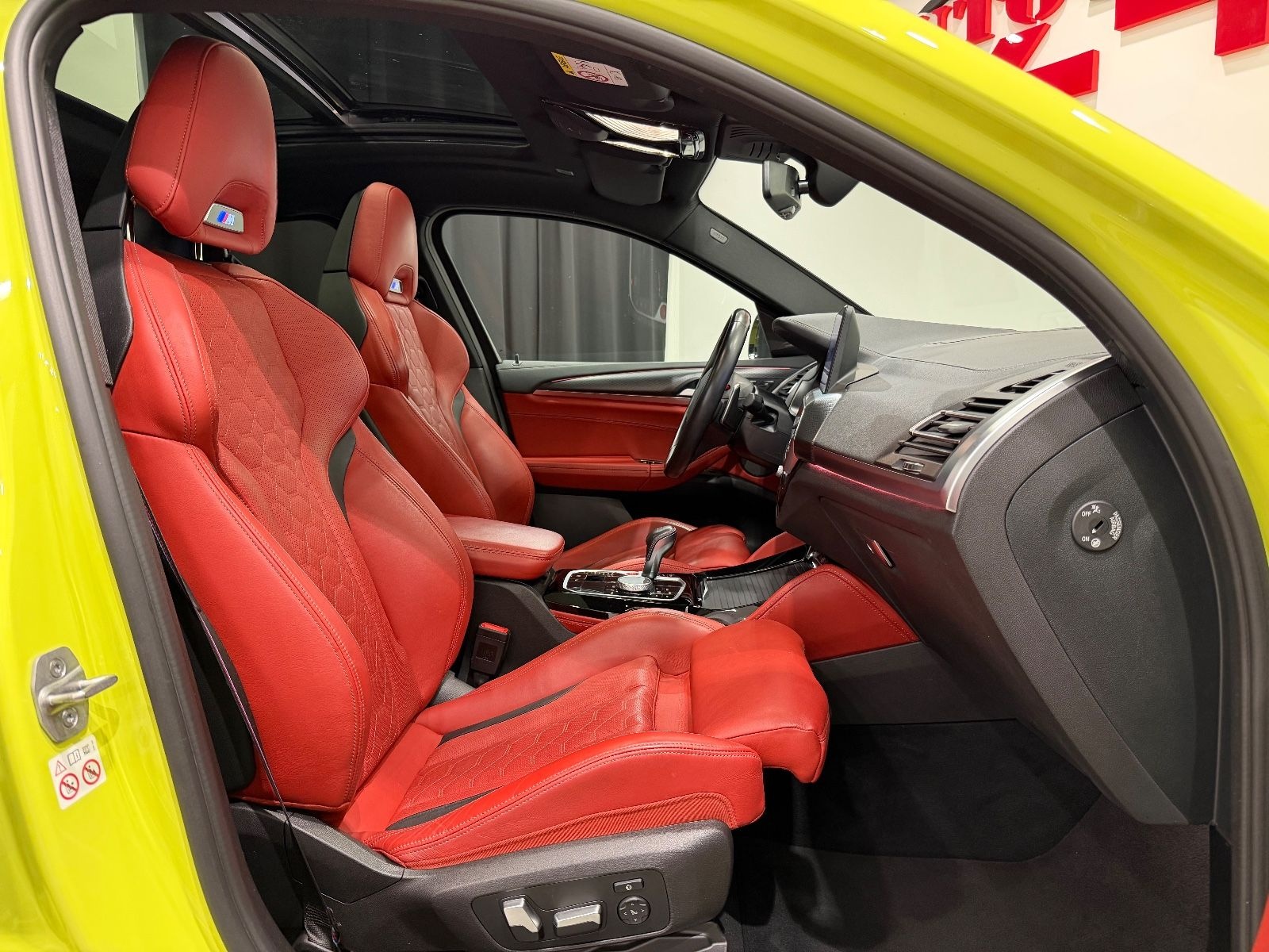 BMW X4 M Competition SAO PAULO GELB PANO+HEAD-UP+KAM foto 22