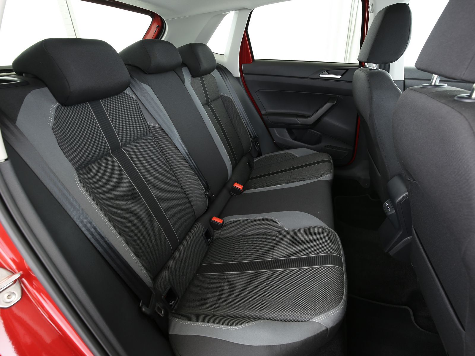 Volkswagen Polo 1.0TSI 95PS DSG Style Navi ACC PDC IQ.Light foto 15