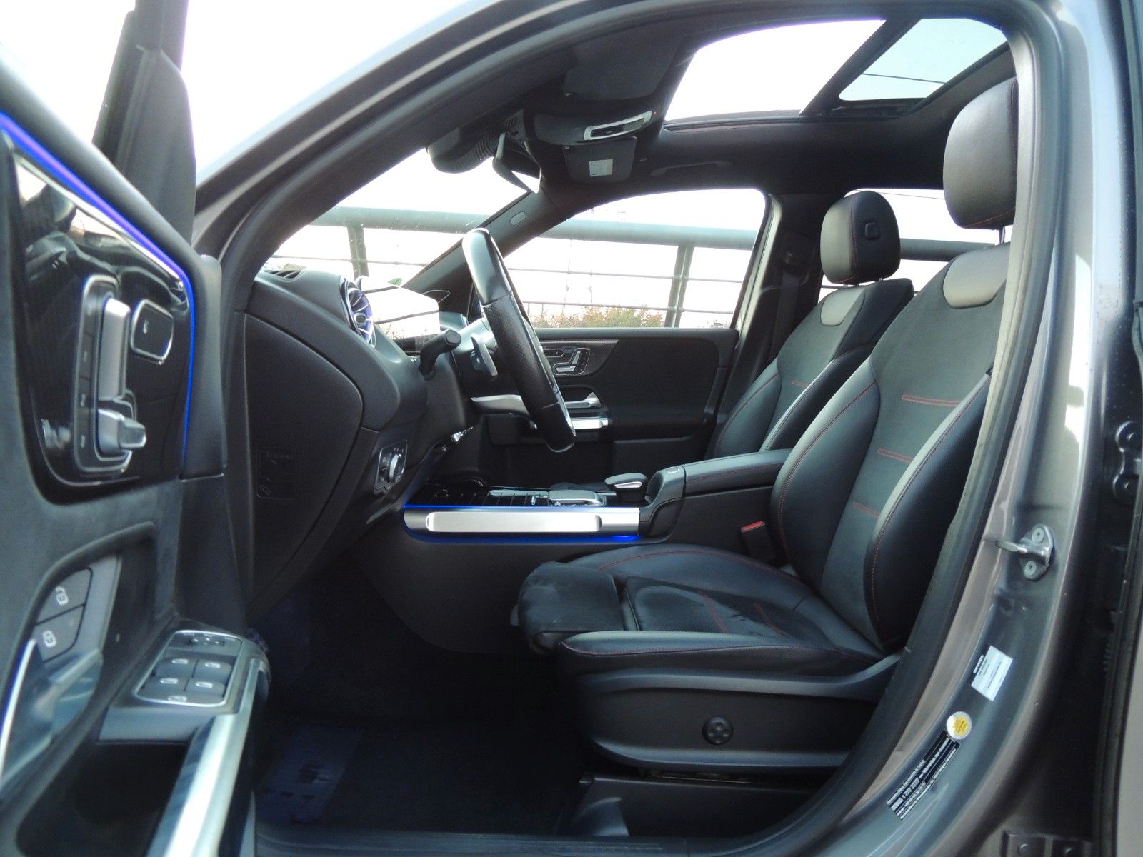Mercedes-Benz GLB220d AMG Pano Distronic Memory Standheizung foto 6