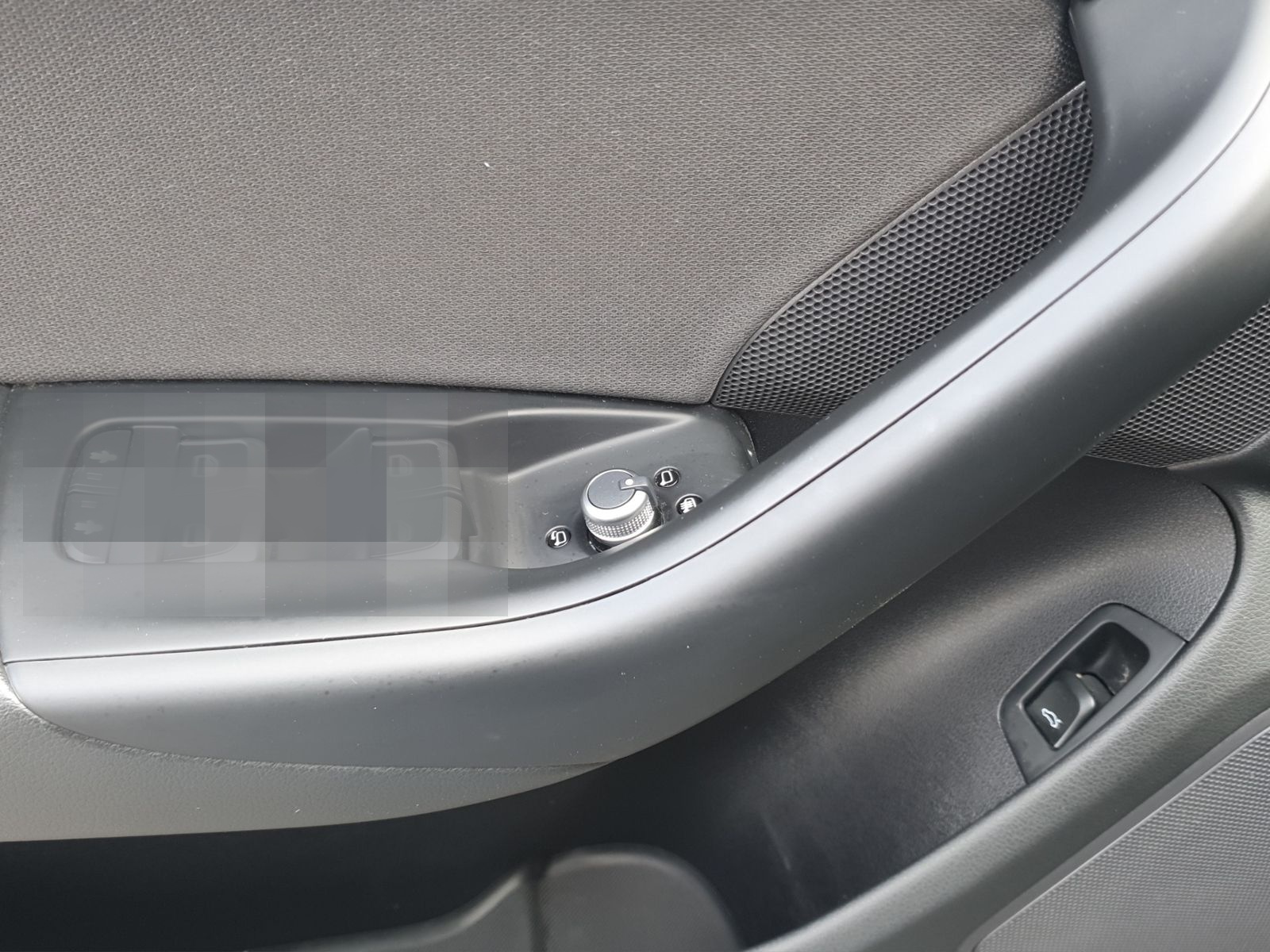 Audi Q3 2.0TDI*SPORT*XENON*AHK*GRA*EL.HK foto 11