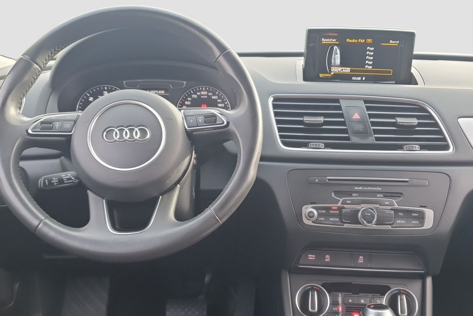 Audi Q3 2.0TDI*SPORT*XENON*AHK*GRA*EL.HK foto 15