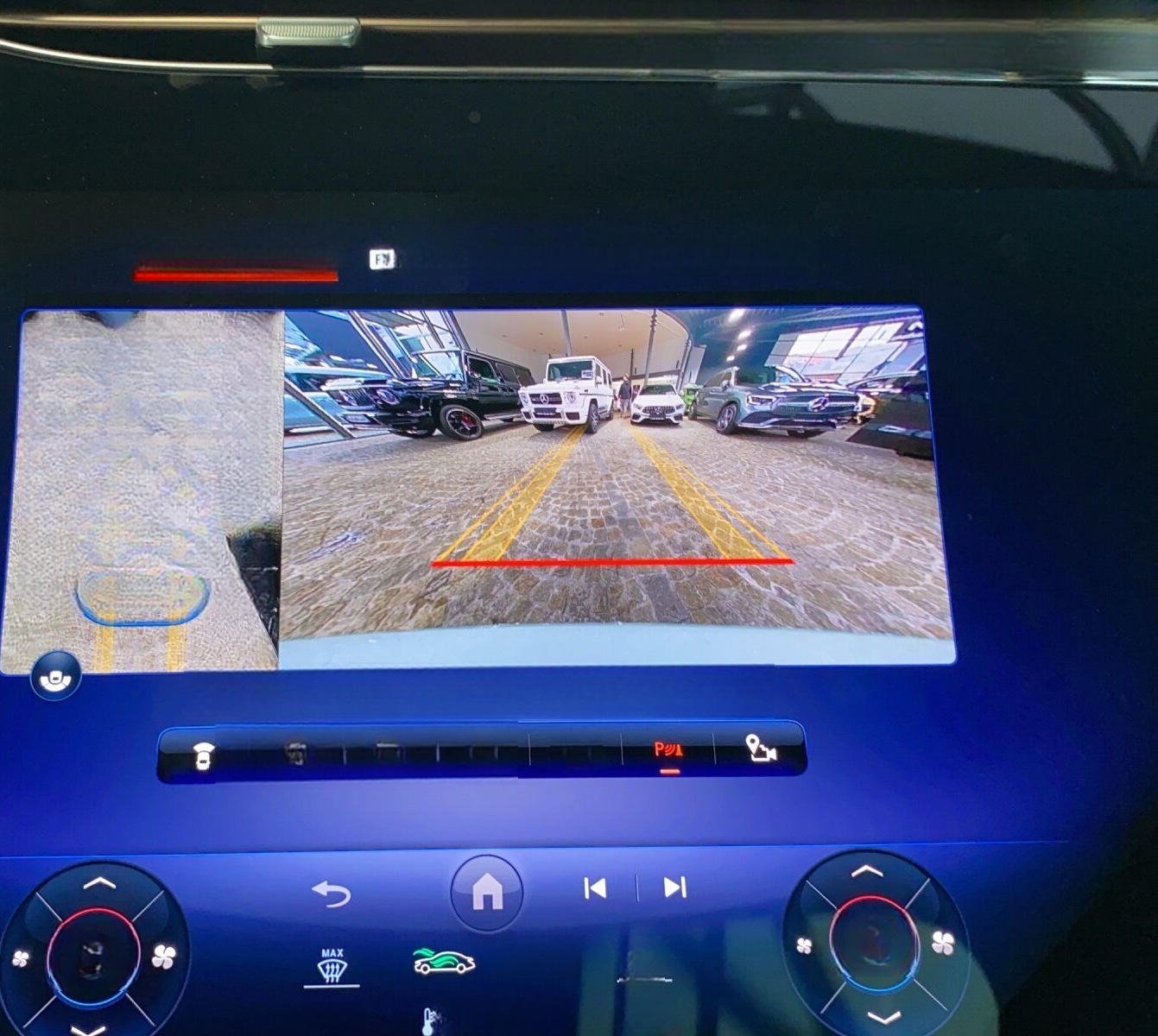 Mercedes-Benz EQE 500 4M AMG L HUD Airm HYPERSCREEN Pano Distr foto 13
