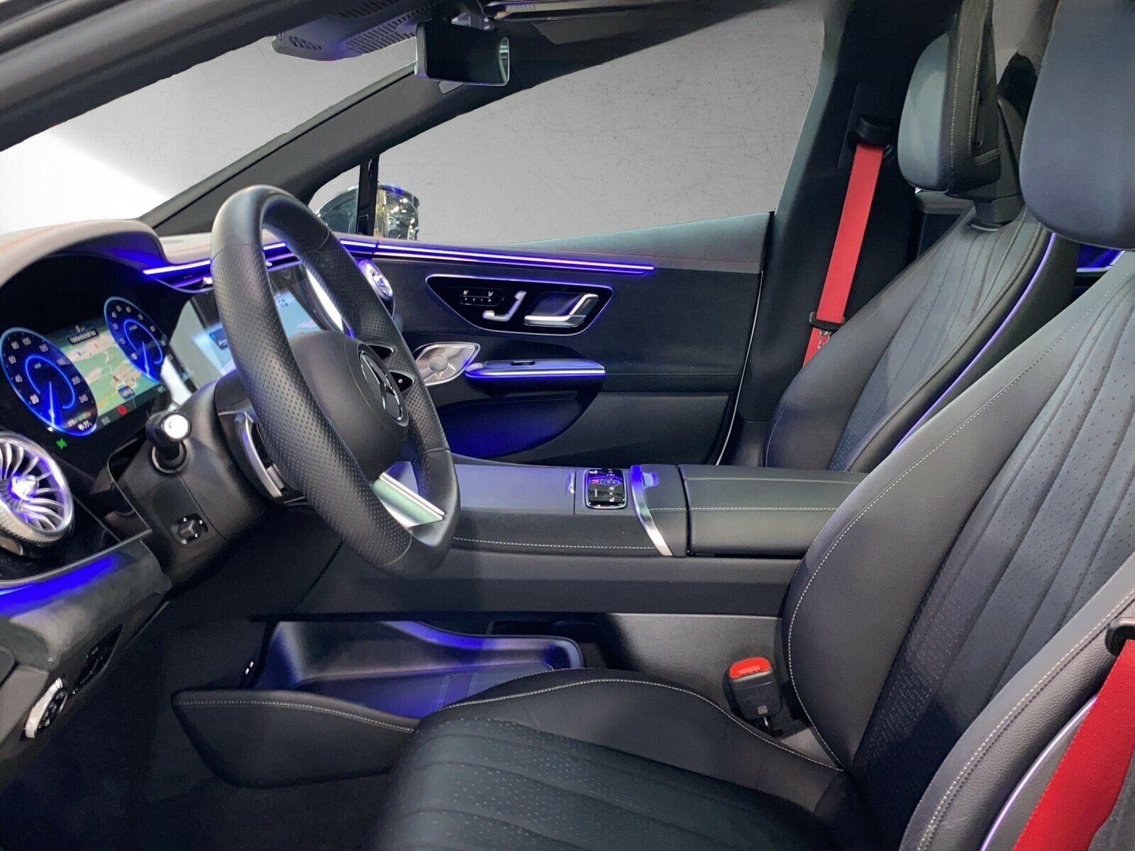 Mercedes-Benz EQE 500 4M AMG L HUD Airm HYPERSCREEN Pano Distr foto 8