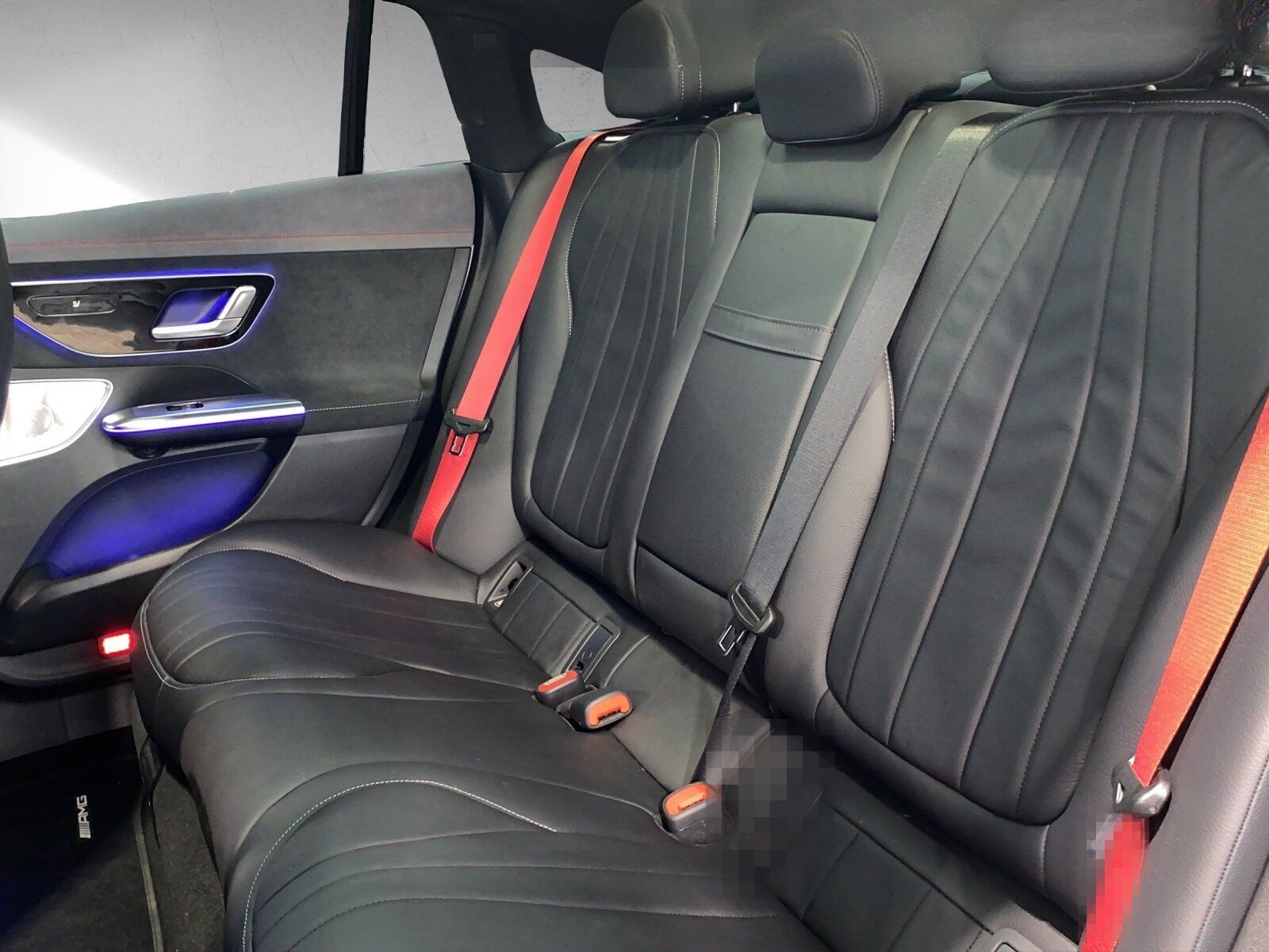 Mercedes-Benz EQE 500 4M AMG L HUD Airm HYPERSCREEN Pano Distr foto 10