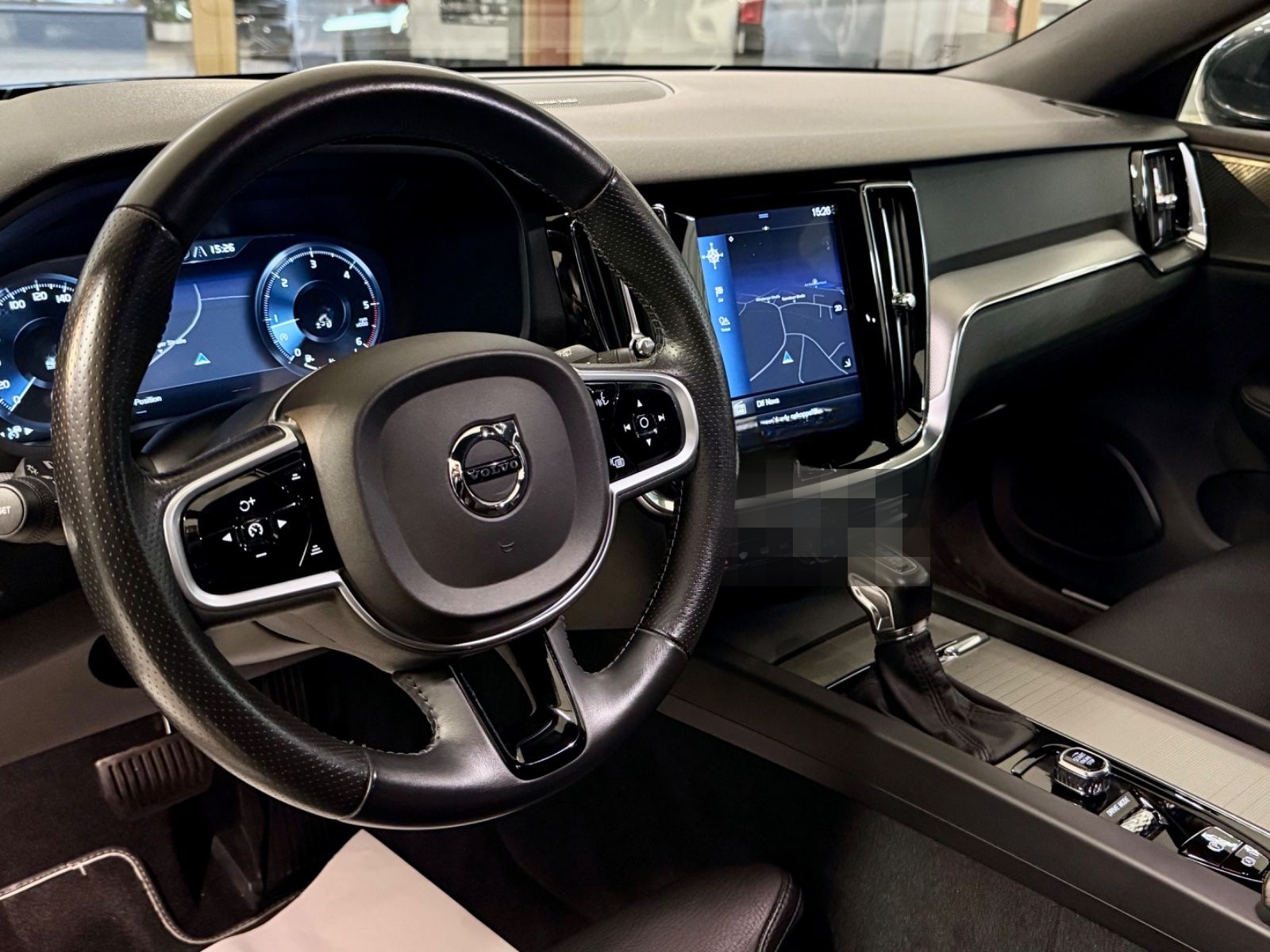 Volvo V60 2.0 D4 INSCRIPTION AHK LEDER NAVI H/K KAMERA foto 20