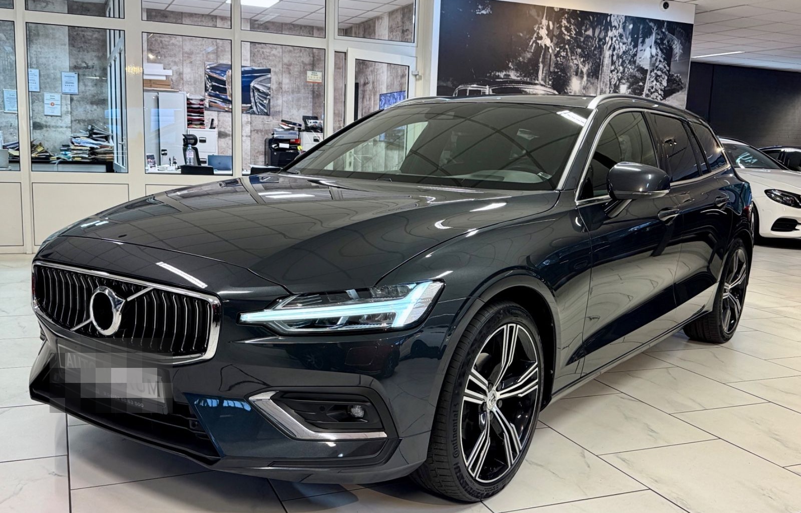 Volvo V60 2.0 D4 INSCRIPTION AHK LEDER NAVI H/K KAMERA foto 4