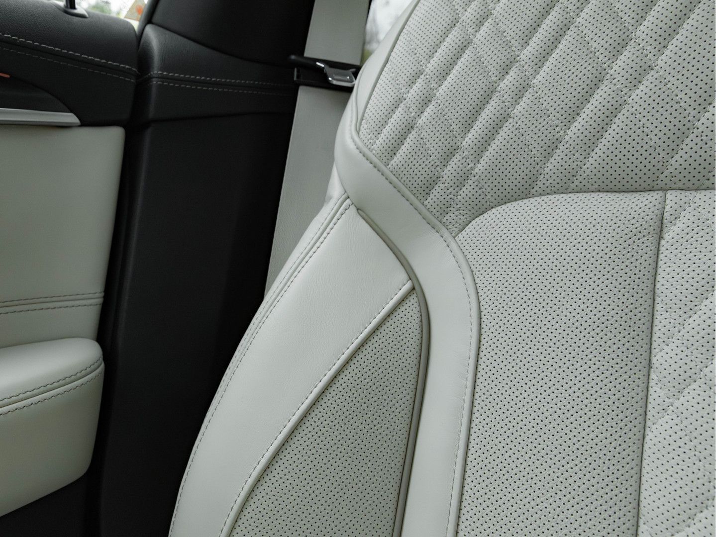 BMW 640 Gran Turismo 6-serie 640i xDrive M-Sport - P foto 24