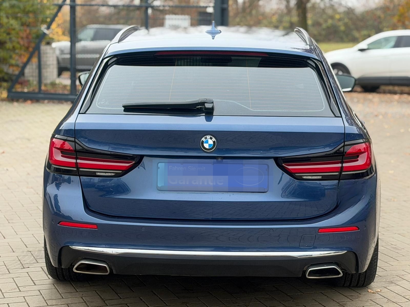 BMW 540i Touring xDrive LuxuryLine HUD*ACC*LED*Navi foto 8