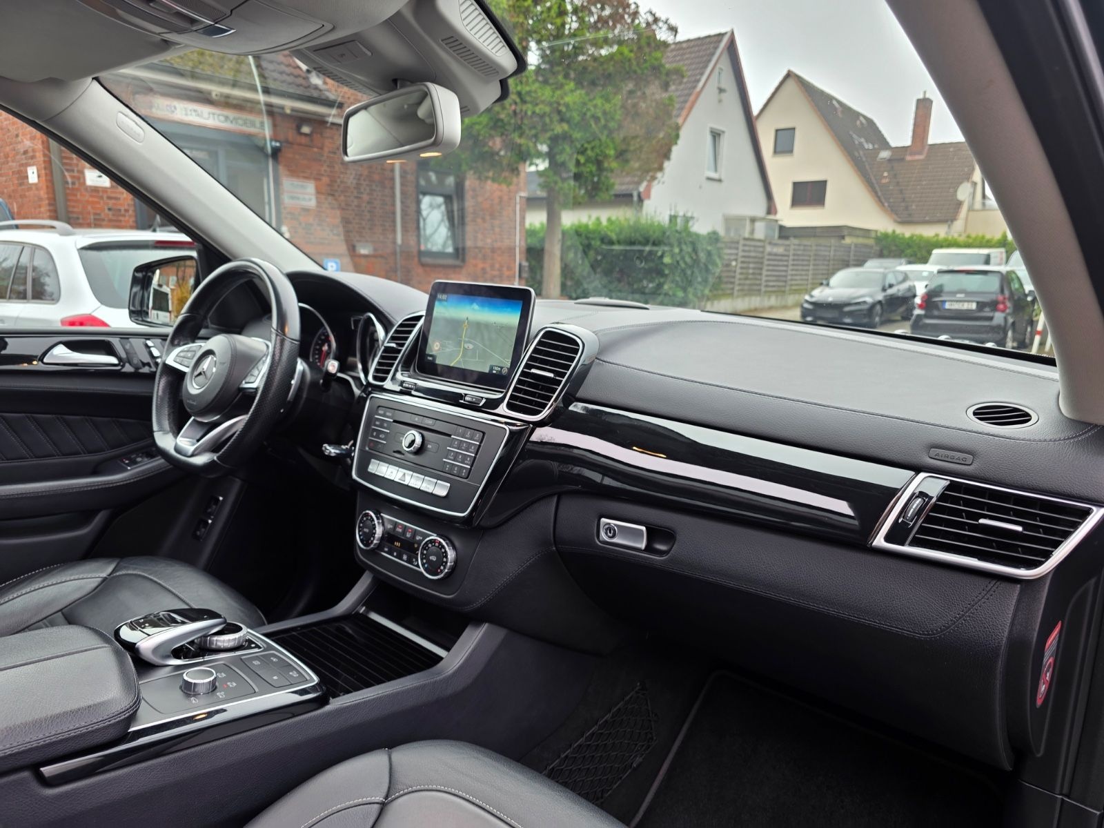 Mercedes-Benz GLS 350d 4M AMG-Line PANO/KAM/ILS LED/KEYLESS/7S foto 16