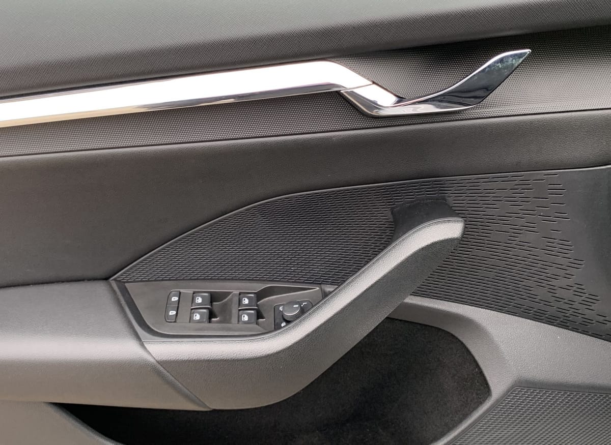 Skoda Octavia 2.0 TDI First Edition LED AHK Matrix foto 14