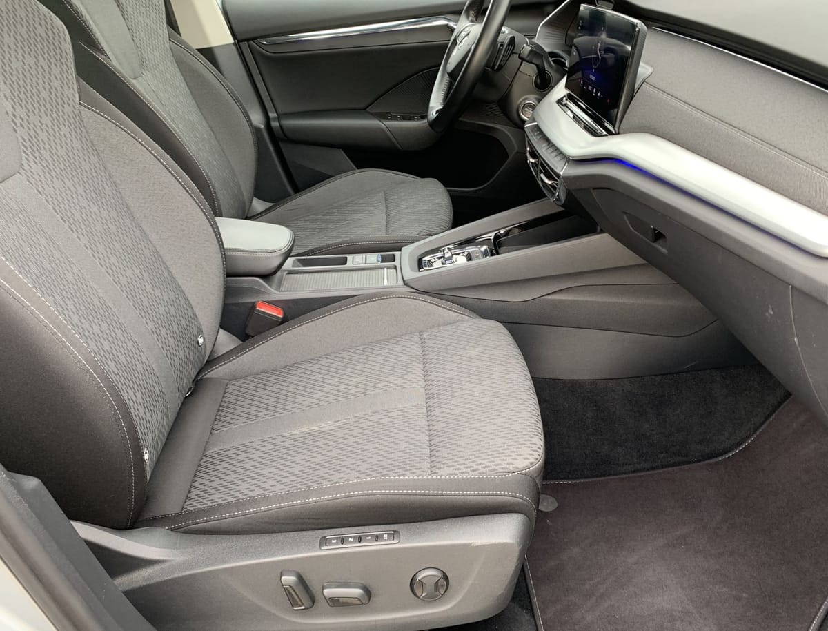 Skoda Octavia 2.0 TDI First Edition LED AHK Matrix foto 19