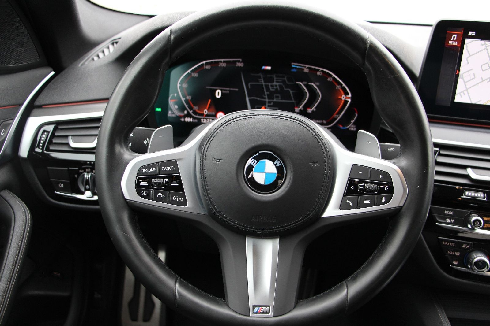 BMW 5 Limousine 520 d xDrive M Sport foto 12