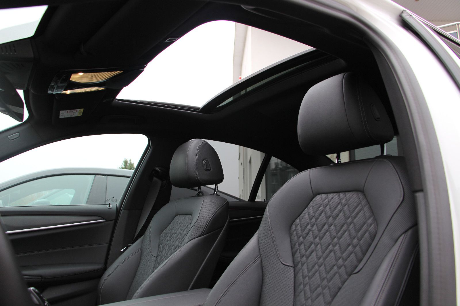 BMW 5 Limousine 520 d xDrive M Sport foto 19
