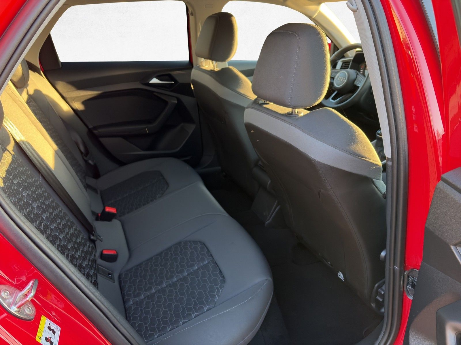 Audi A1 Sprtb. advanced 30 TFSI S tronic /CarPlay/LED foto 10