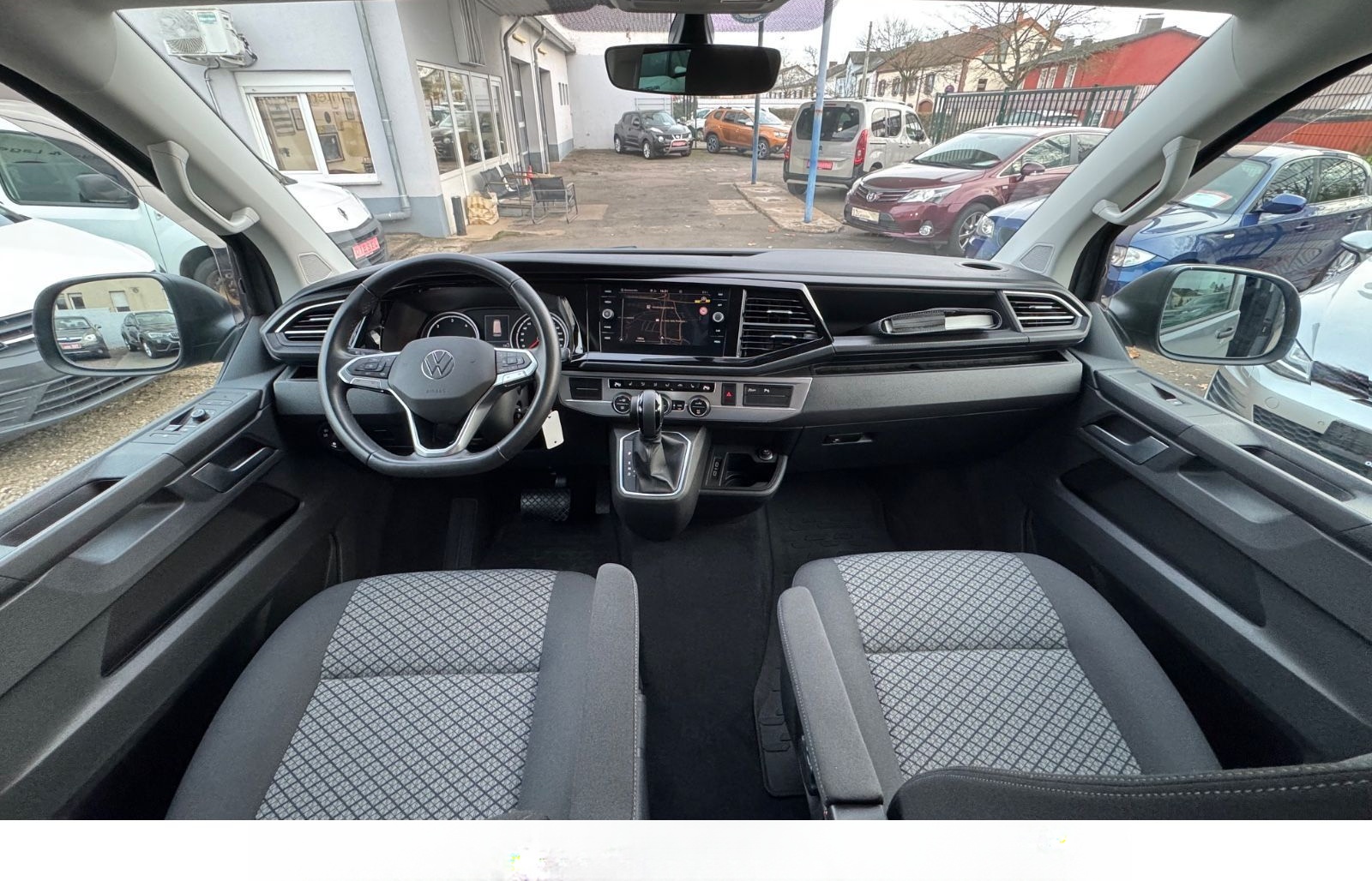 Volkswagen T6.1 Multivan * AUS 1.HAND * ACC * LED * NAVI * foto 5
