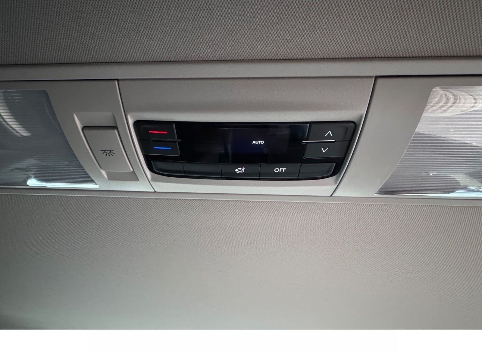 Volkswagen T6.1 Multivan * AUS 1.HAND * ACC * LED * NAVI * foto 10