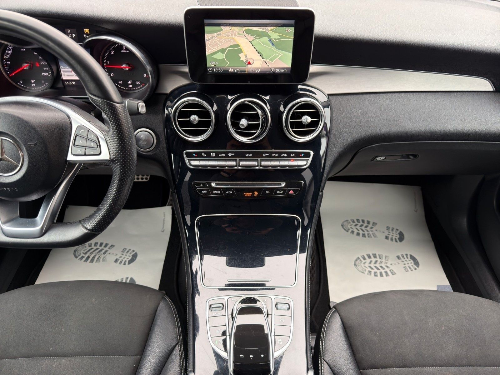Mercedes-Benz GLC 220d 4Matic LED/Alcantara/AMG Interieur/RFK foto 15