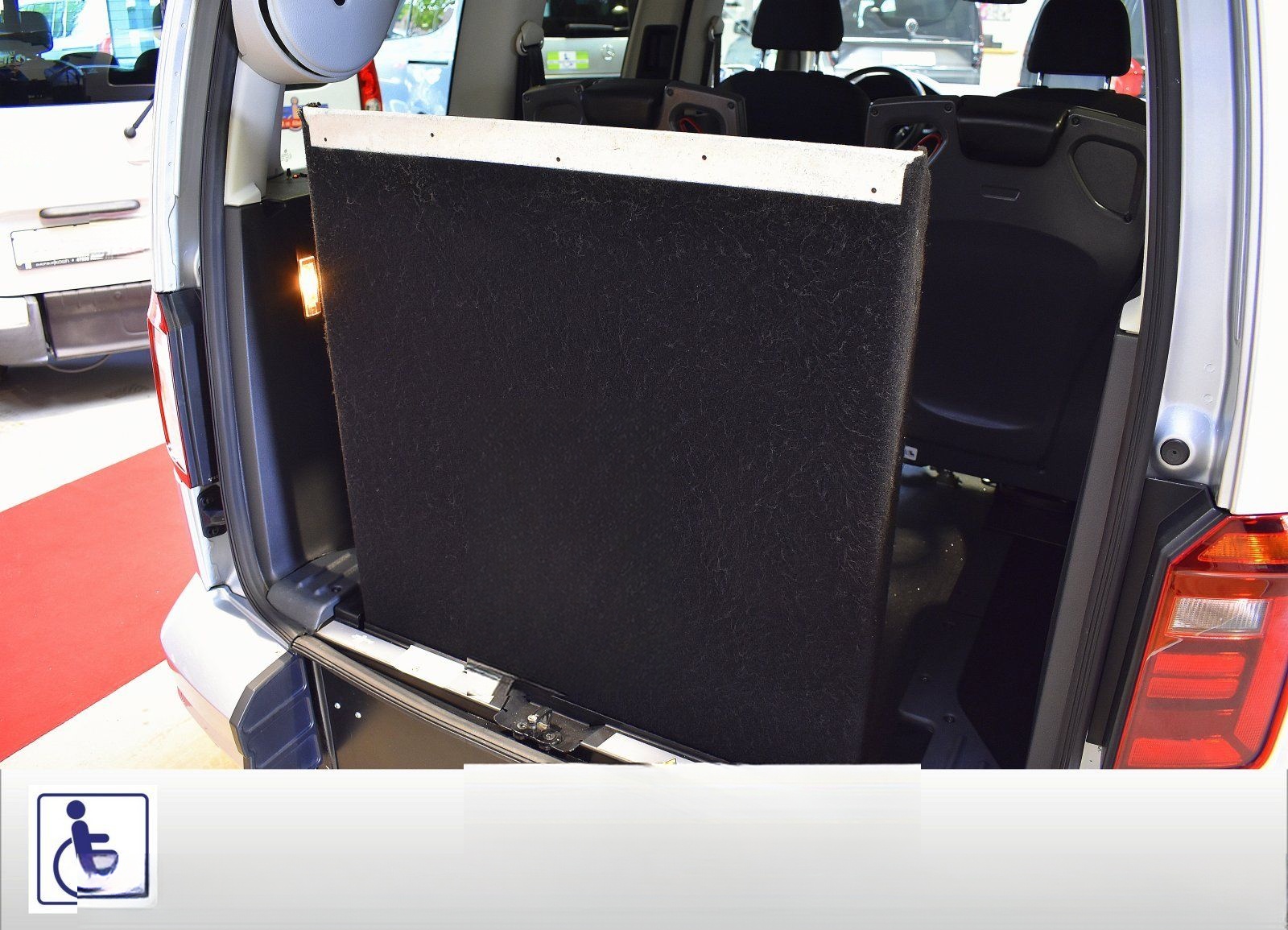 Volkswagen Caddy 1.4 TSI Comfortline BMT Aktivfahrer EU6 ro foto 7