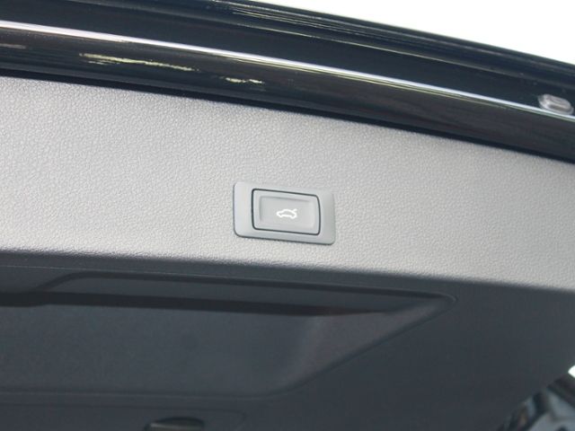 Audi Q2 35 S line,Navi,LED,Werksg 08/2028,AHK Vorber. foto 14