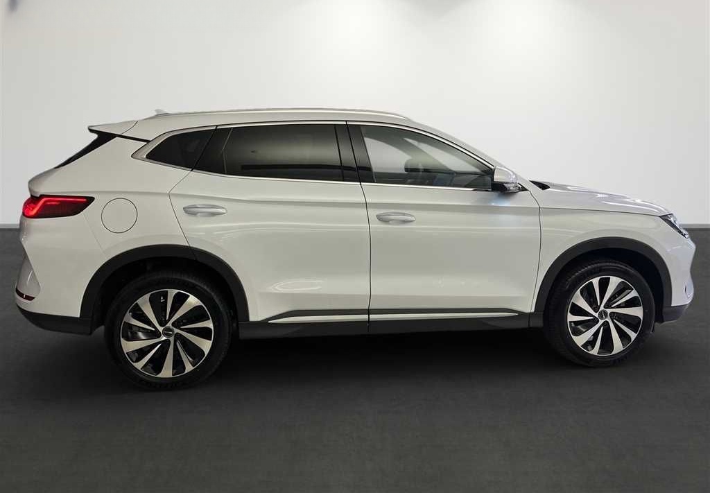 BYD Seal U PHEV Design ALLRAD mit Pano-Schiebedach  foto 3