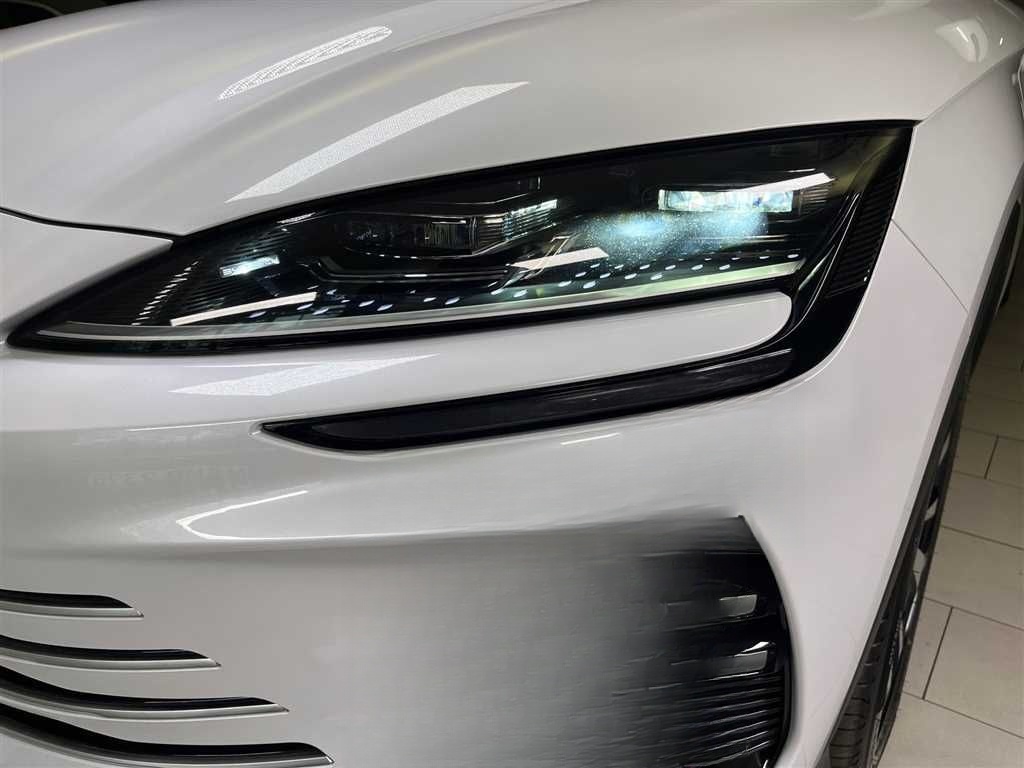 BYD Seal U PHEV Design ALLRAD mit Pano-Schiebedach  foto 7