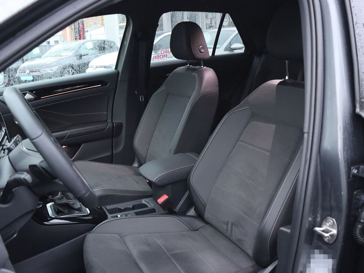 Volkswagen T-Roc R-Line 1.5 TSI OPF DSG AHK/IQ.LIGHT/NAVI/P foto 13