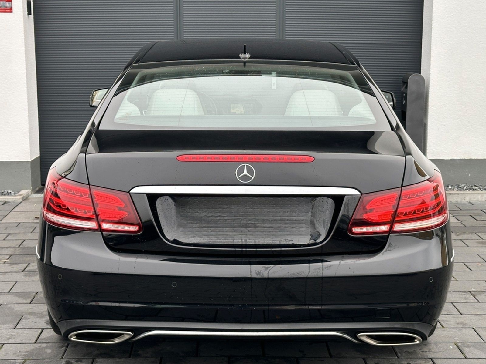 Mercedes-Benz E 200 Coupe 7G*SPORT-PAKET*2HD*NAVI*T.LEDER*PDC* foto 17