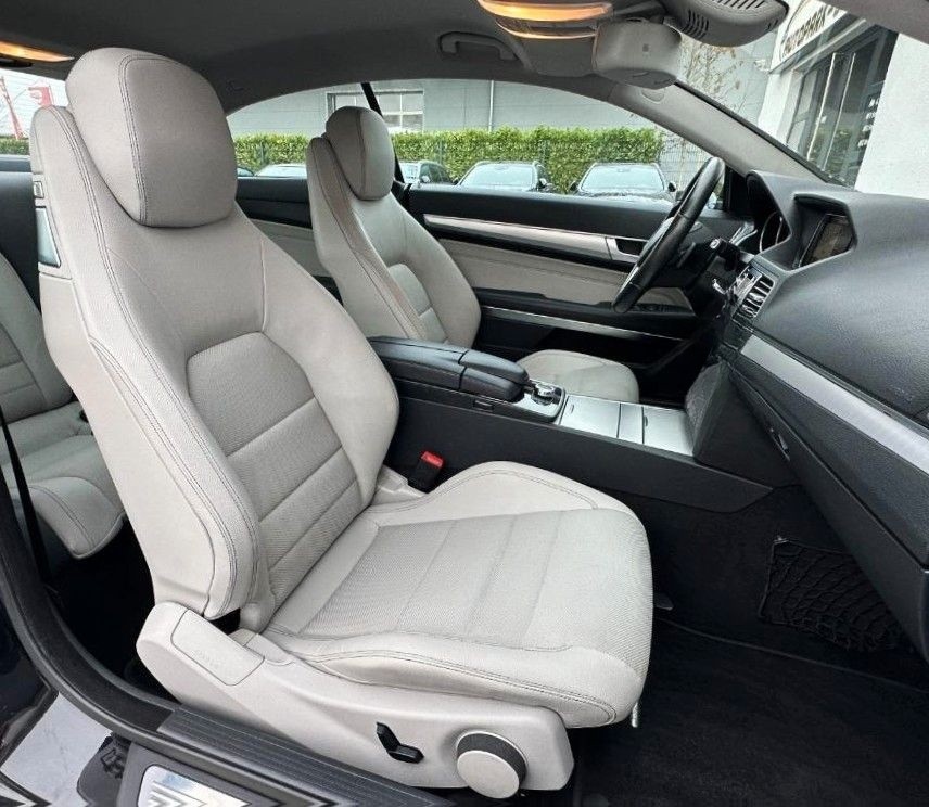 Mercedes-Benz E 200 Coupe 7G*SPORT-PAKET*2HD*NAVI*T.LEDER*PDC* foto 6