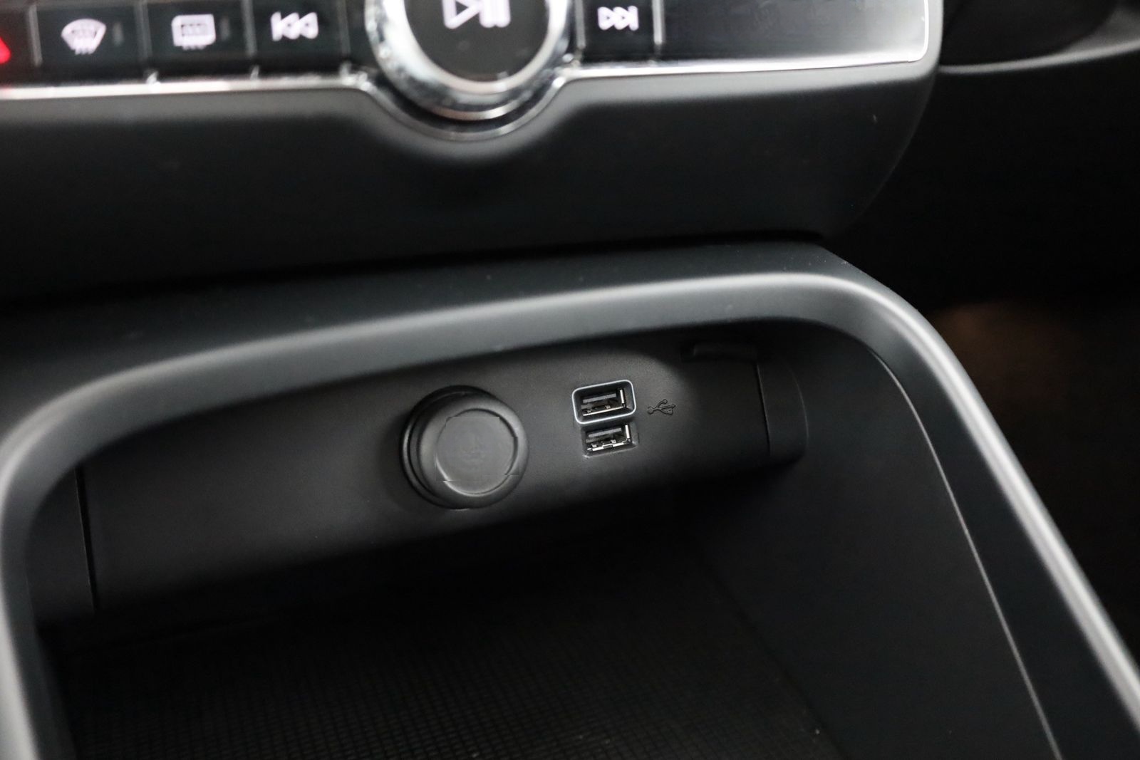 Volvo XC40 T4 Momentum Pro LED Kamera Sitzheizung Navi foto 12