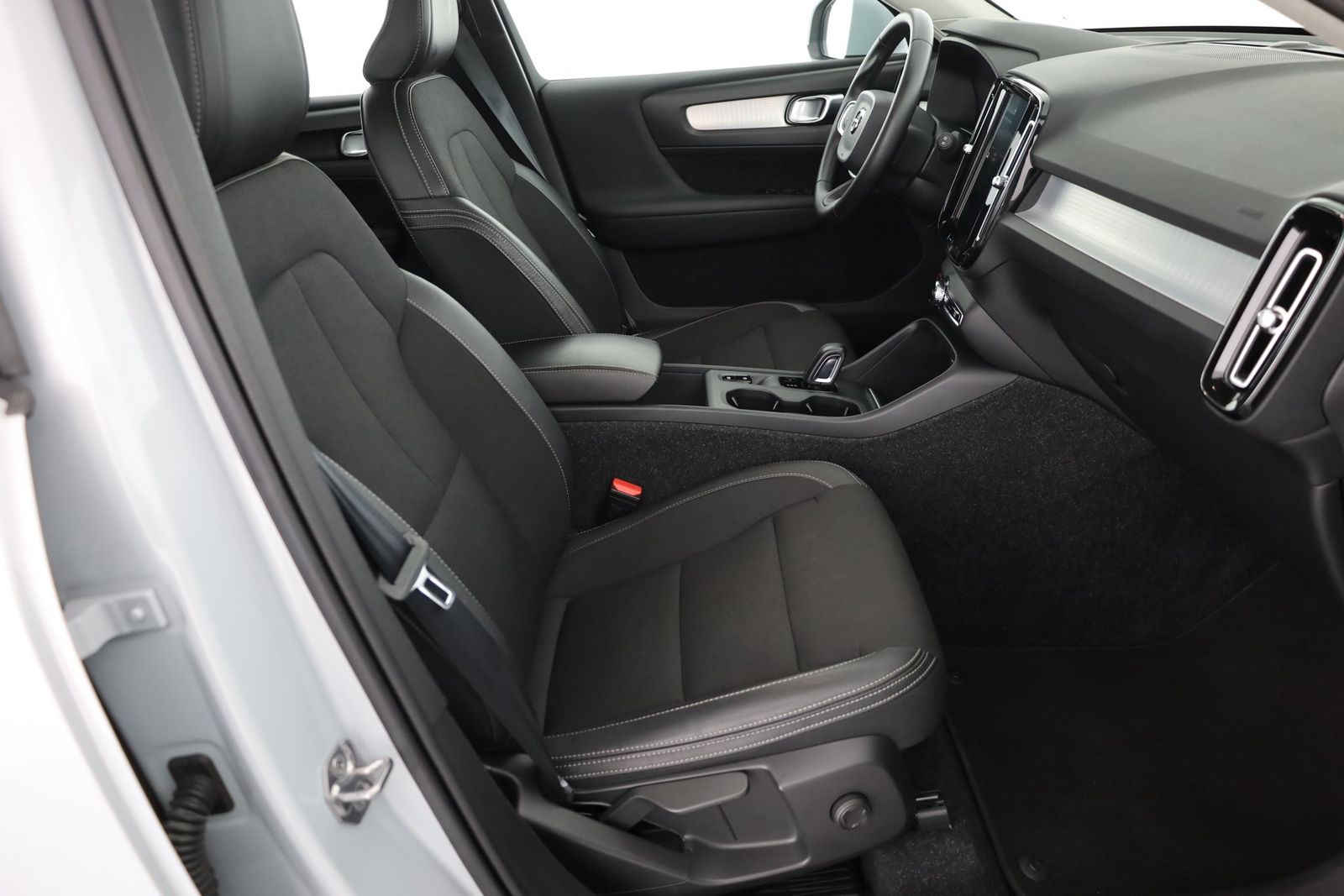 Volvo XC40 T4 Momentum Pro LED Kamera Sitzheizung Navi foto 22