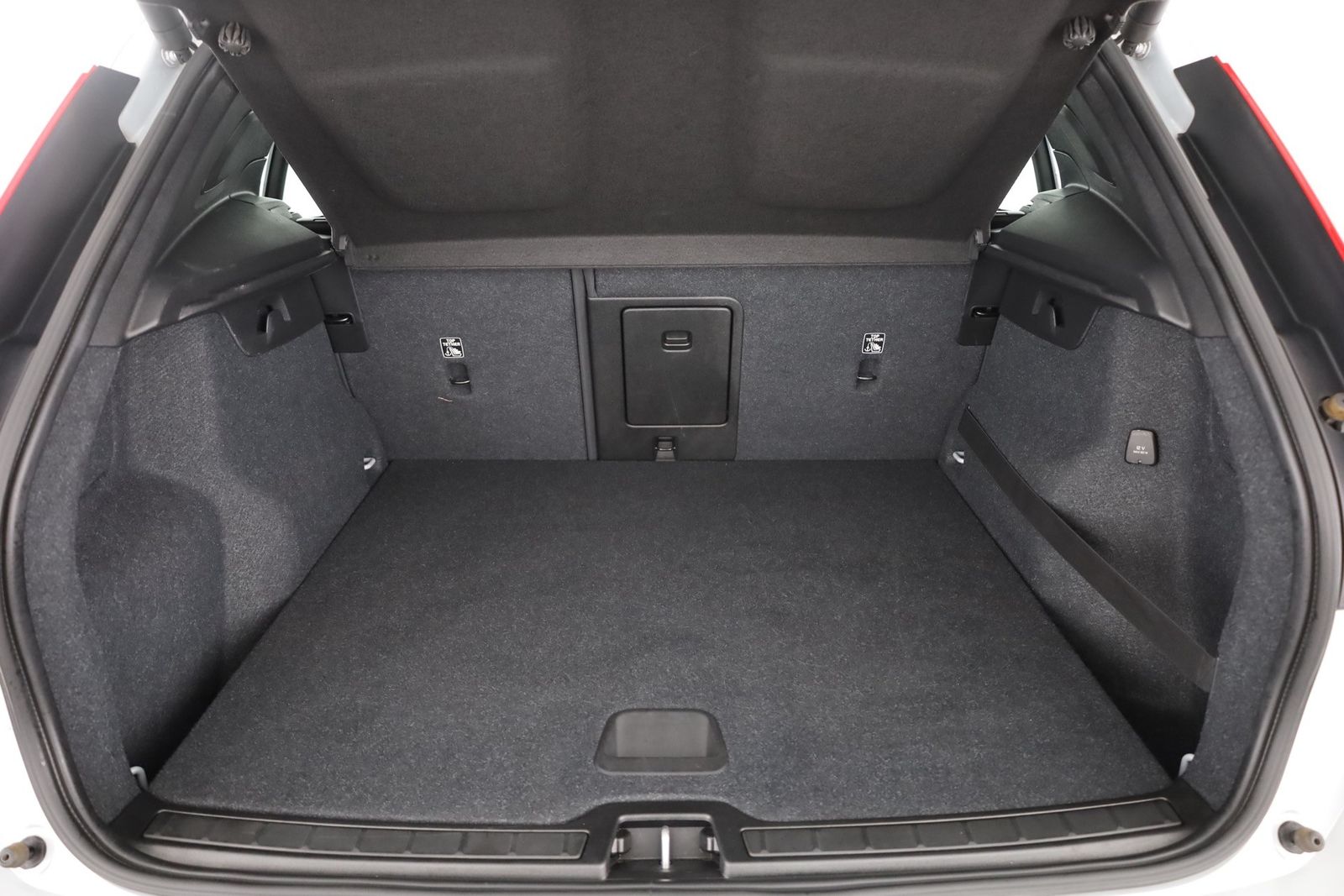 Volvo XC40 T4 Momentum Pro LED Kamera Sitzheizung Navi foto 24