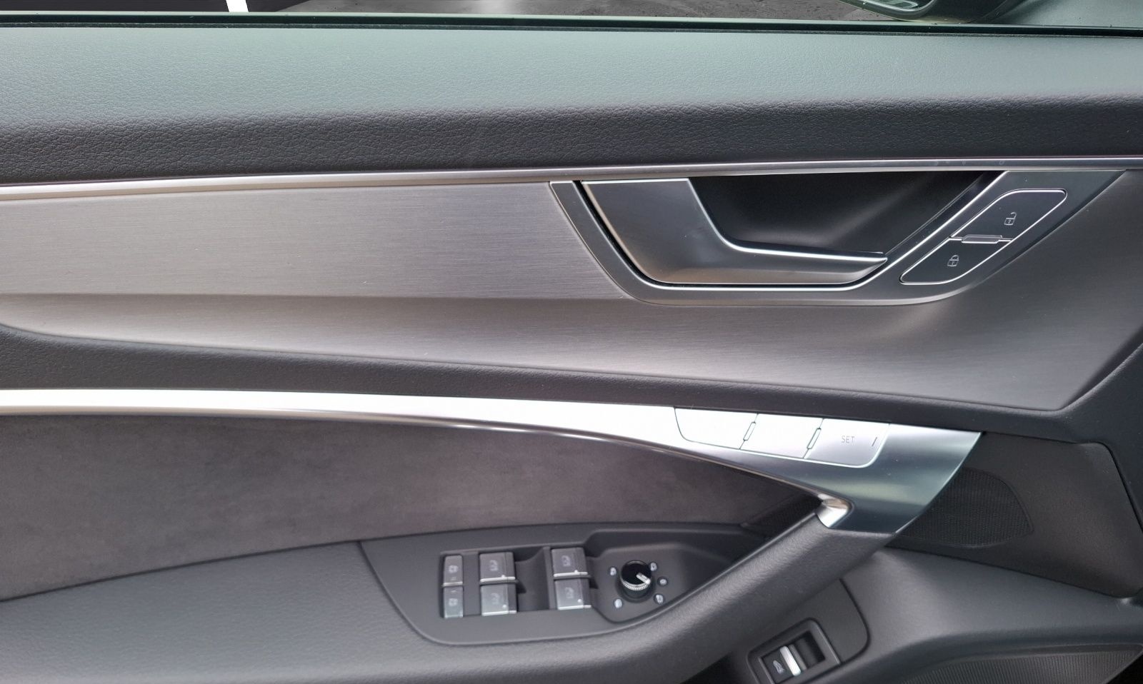 Audi A6 Avant 55 TFSI quattro S-tronic S-Line Matrix  foto 19