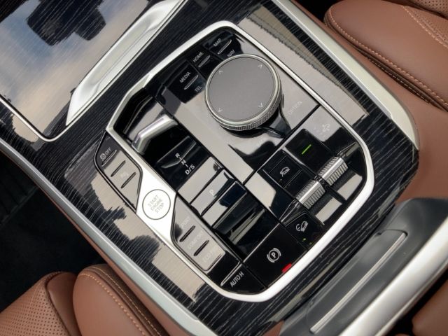 BMW X5 xDrive 30d M-Sport AHK Panodach Luftfederung  foto 10