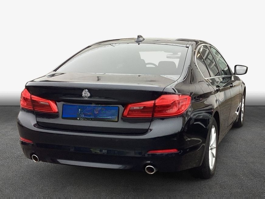 BMW 530d Aut. LED* Glasdach elektr.* SHZ* foto 2