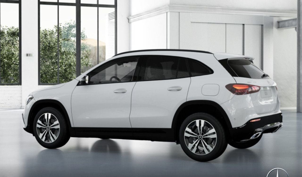Mercedes-Benz GLA 180 PROGRESSIVE+NIGHT+PANO+360°+MULTIBEAM foto 14