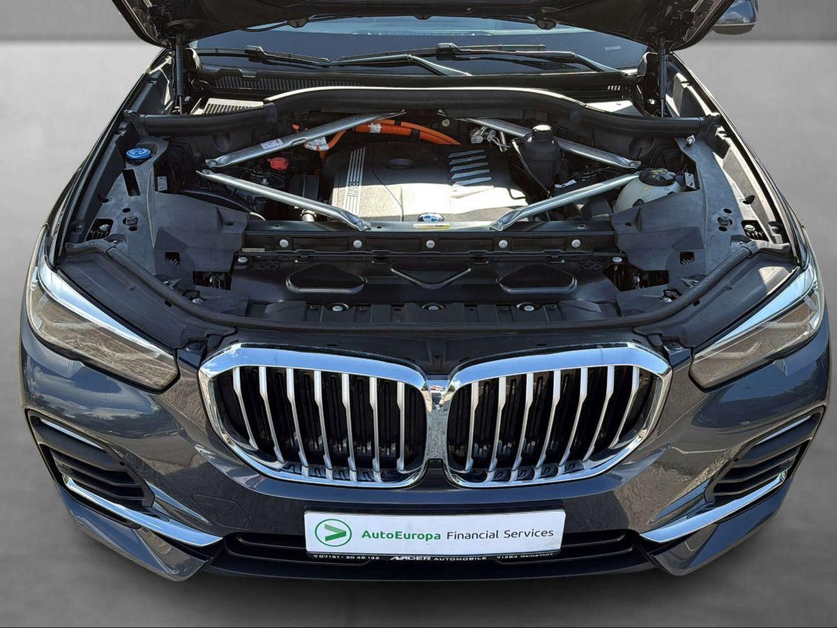 BMW X5 xDrive 45 e Metallic foto 8