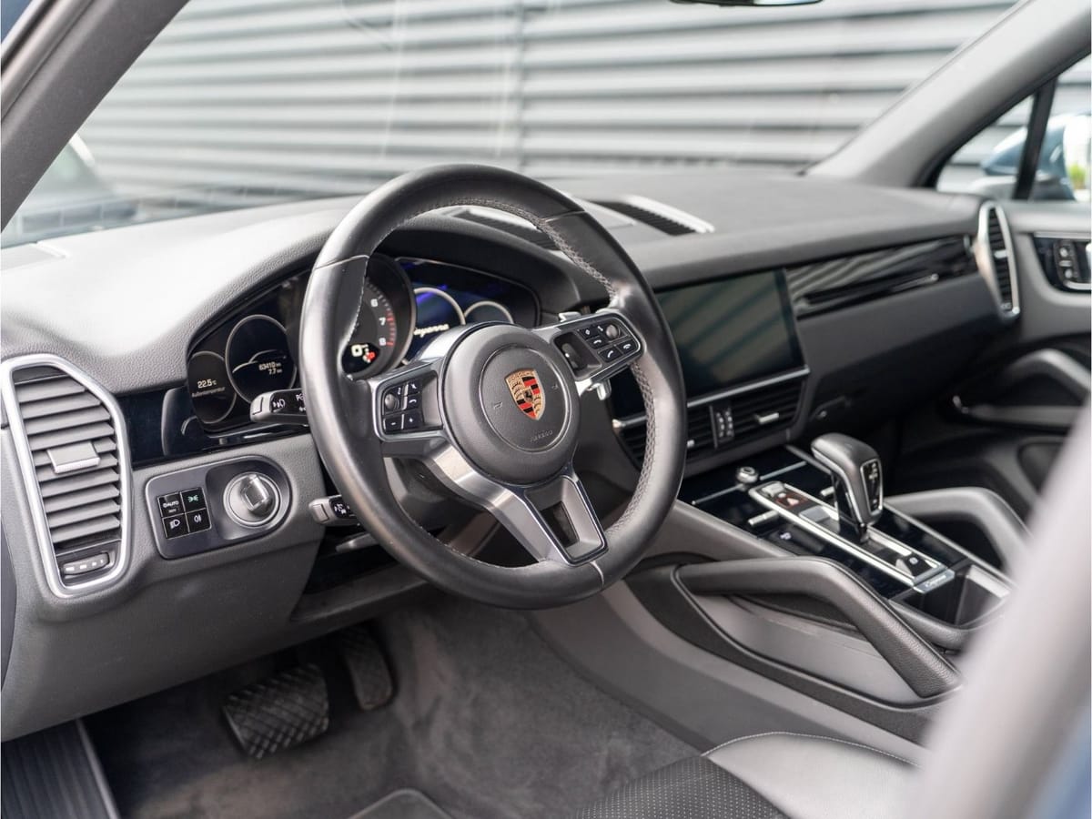 Porsche Cayenne Basis 21'' Luftfederung uvm foto 4
