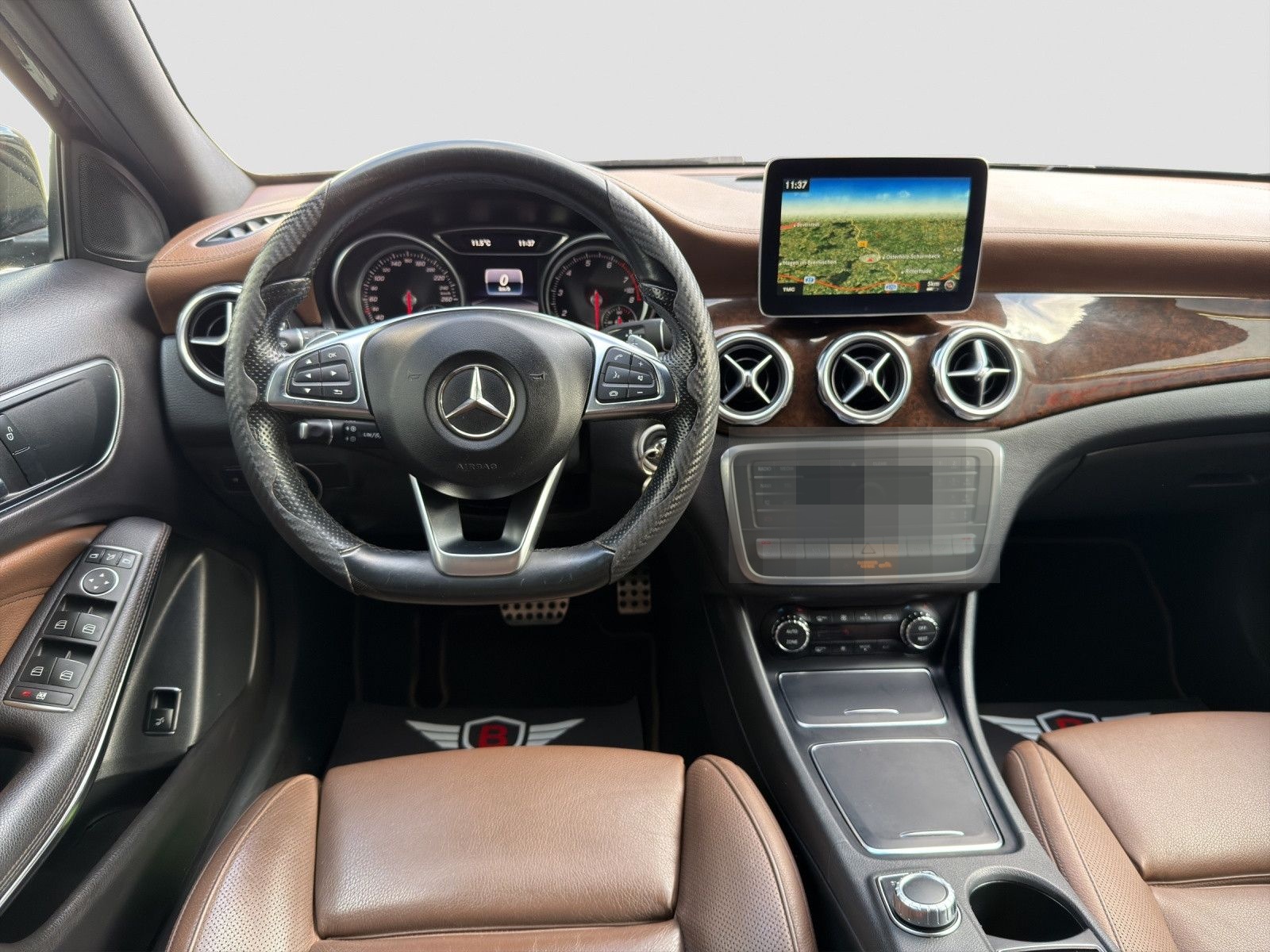 Mercedes-Benz GLA 250 4Matic PANO/360°/KEYL./STHZ/LED/SHZ/NAVI foto 11