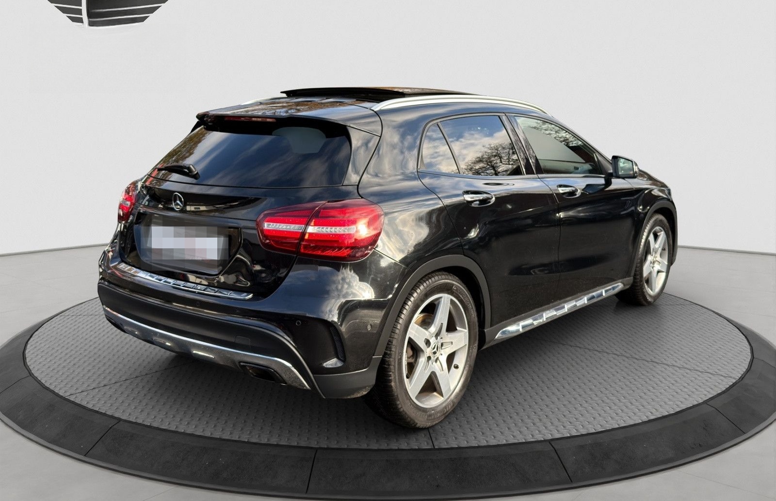Mercedes-Benz GLA 250 4Matic PANO/360°/KEYL./STHZ/LED/SHZ/NAVI foto 6