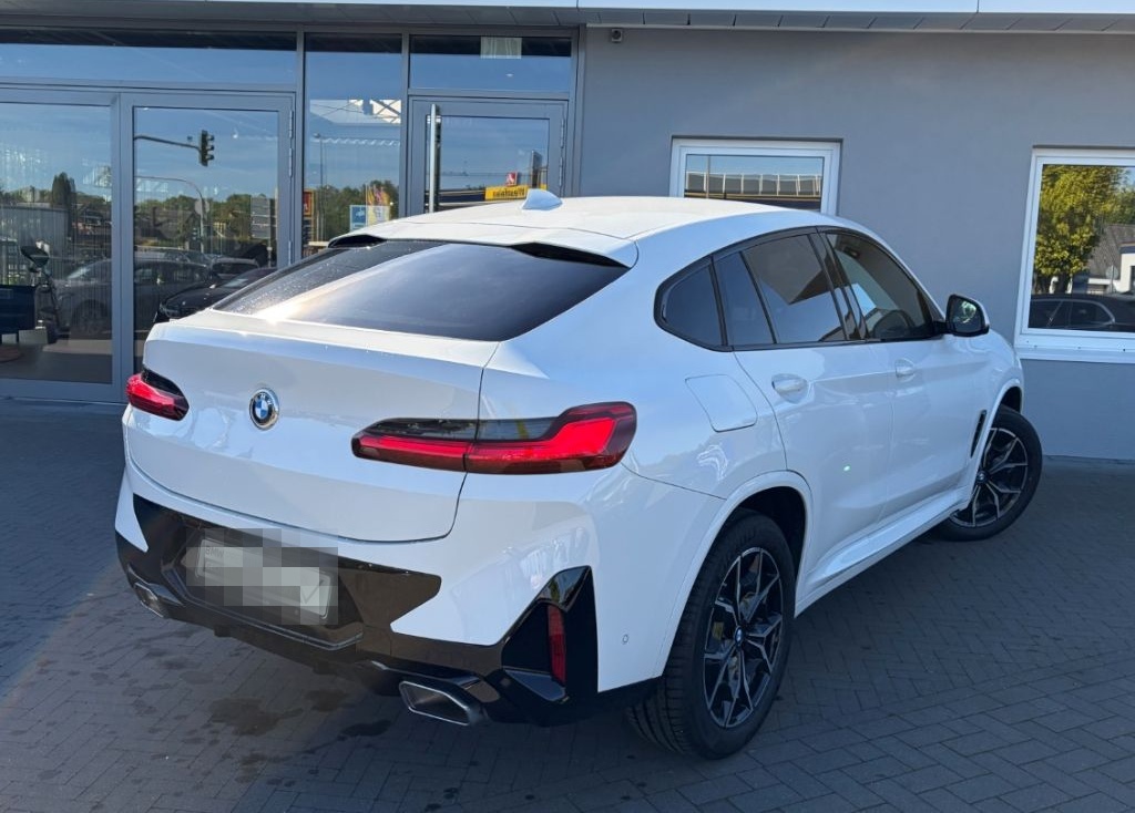 BMW X4 xDrive 20d M Sport Laser AHK HiFi foto 13