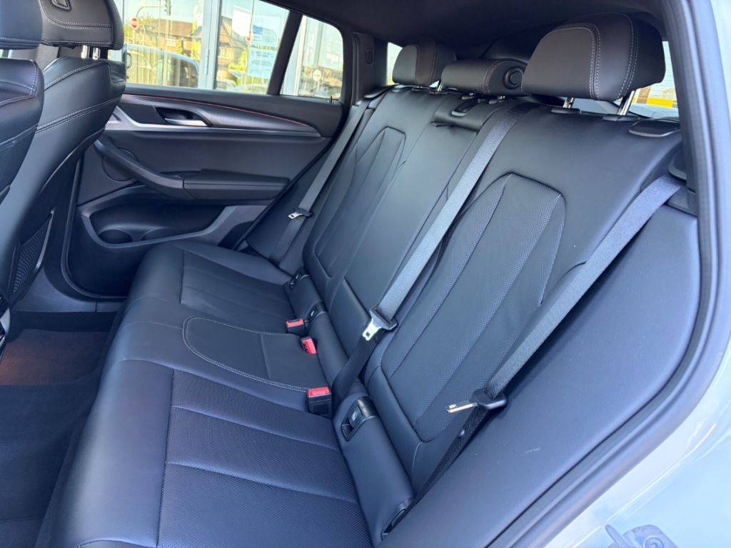 BMW X4 xDrive 20d M Sport Laser AHK HiFi foto 6