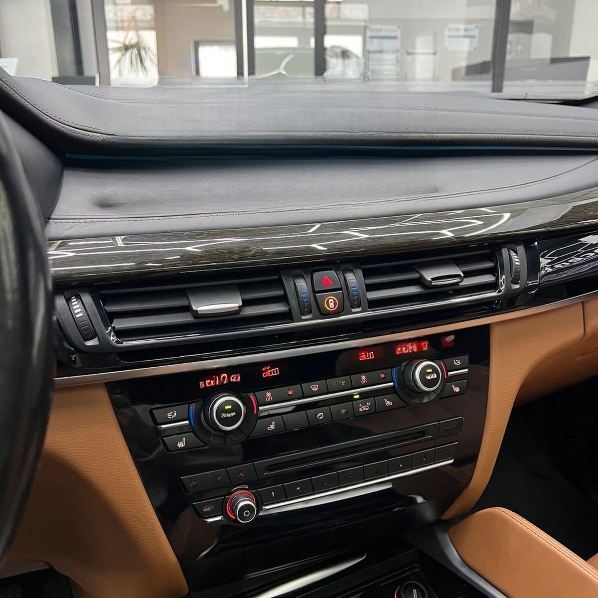 BMW X6 M50 d, Pano, LED, HeUp,SoftC., SitzKül.HarmKa foto 15