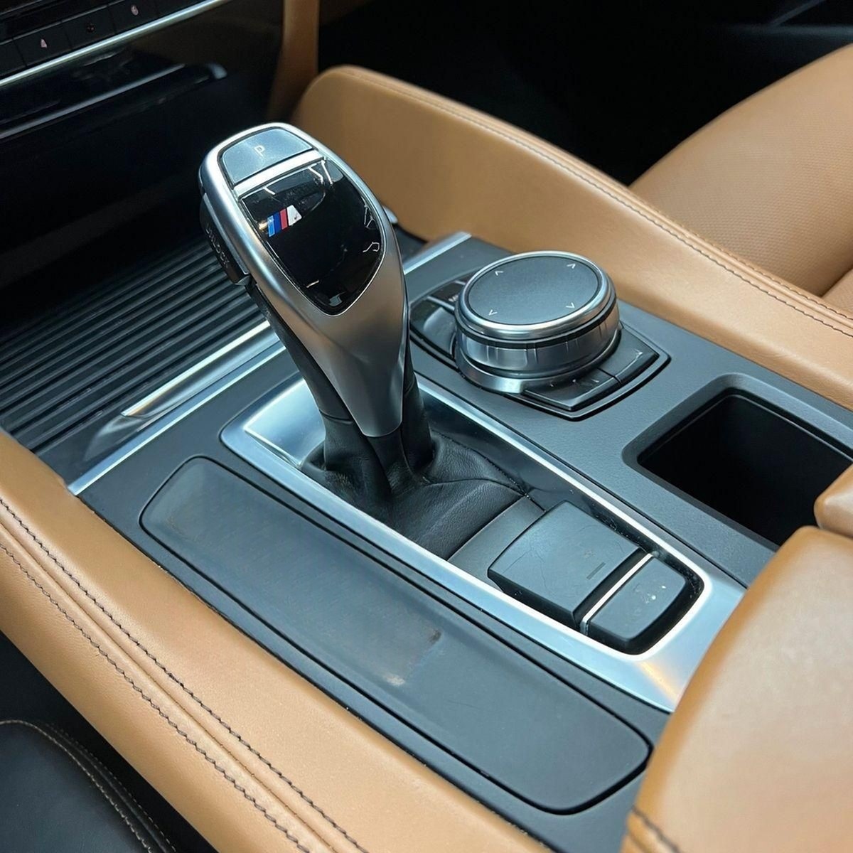 BMW X6 M50 d, Pano, LED, HeUp,SoftC., SitzKül.HarmKa foto 21
