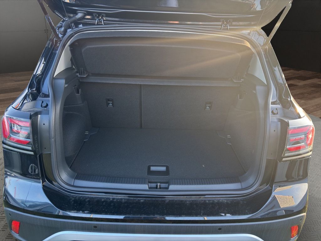 Volkswagen T-Cross Life 1.0 l TSI 85 kW 116 PS 6-Gang LED foto 19