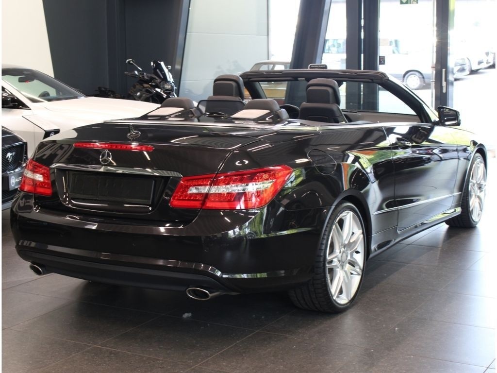 Mercedes-Benz E 350 CGI AMG Line BlueEff. Designo*H&K*TOP foto 11